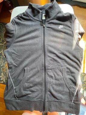Nike Dark Gray Zip-Up Hoodie with Subtle Logo